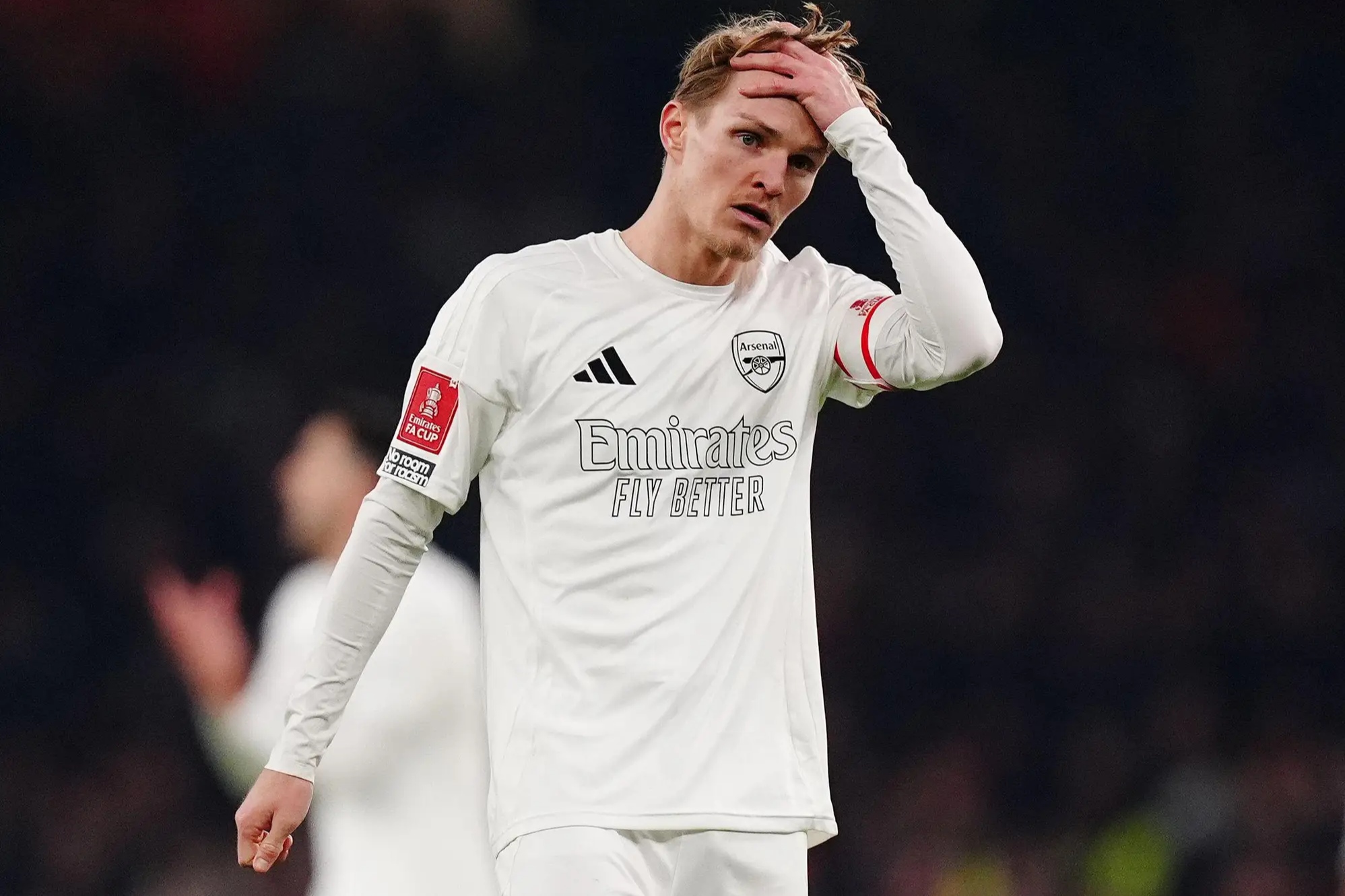 友博棋牌 -足总杯赛程吃紧，费耶诺德冲刺阶段伤情更新，压力陡增，赛季目标并未改变 