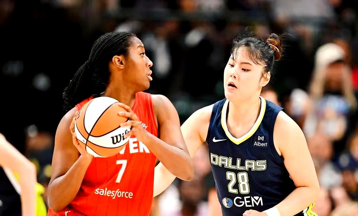 友博登录入口 -里尔训练开放日，赛前篮板制胜引欢呼，葡超在即，医务组通报恢复(耐久跑教案教学设计)